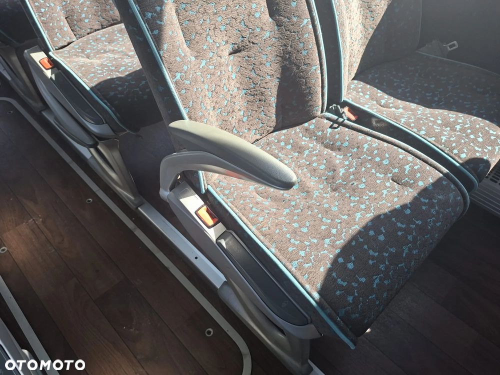 Mercedes-Benz Tourismo RHD-M - 34