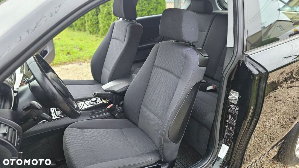 BMW Seria 1 118d - 8