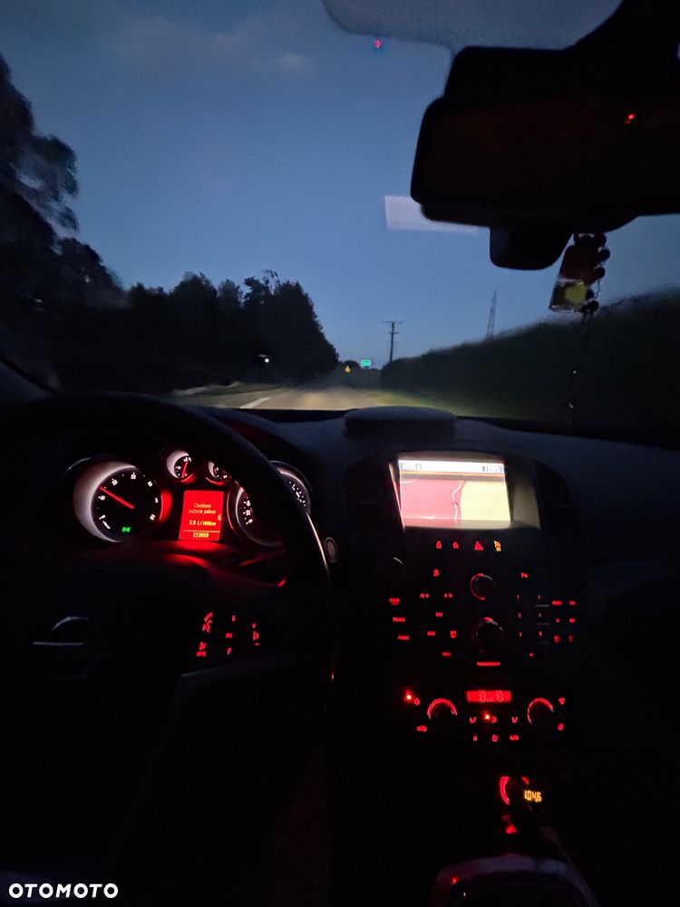 Opel Insignia - 8