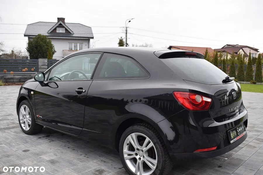 Seat Ibiza SC 1.4 16V Style - 4