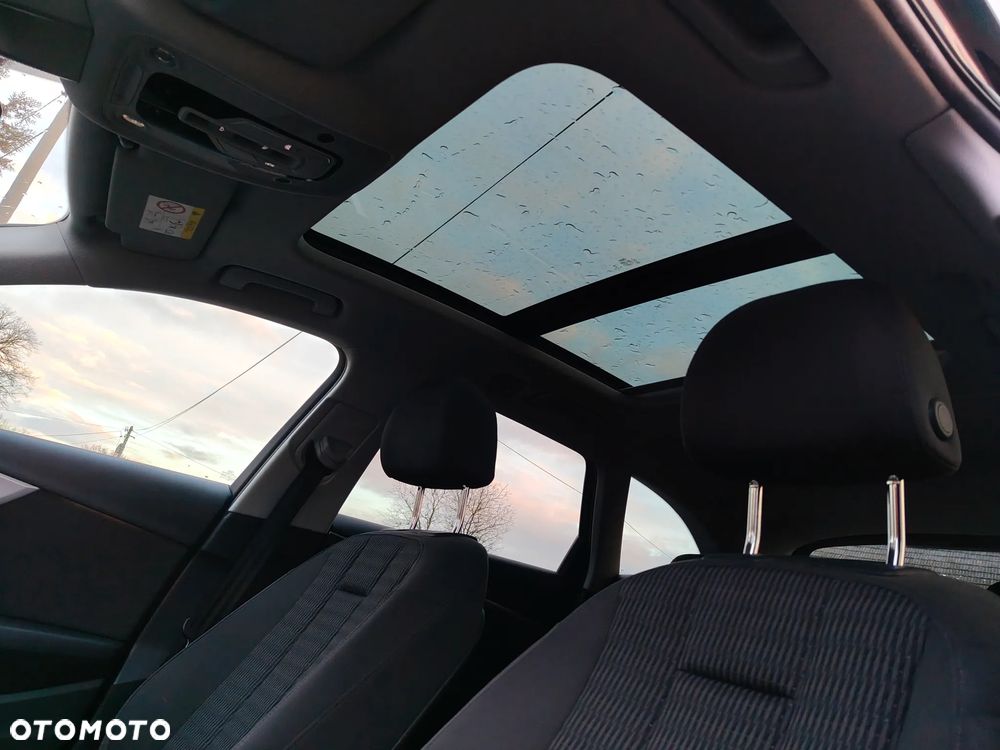 Audi A4 Avant 2.0 TDI S tronic - 11