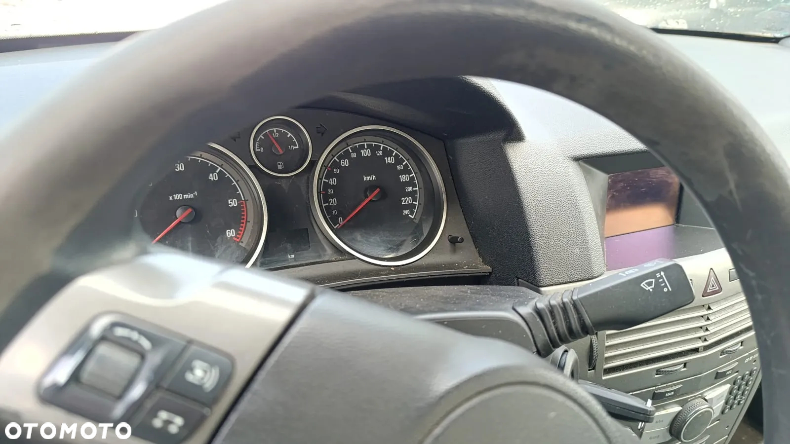 35086 Opel astra H 1.9 cdti 120km lakier Z20R - 23