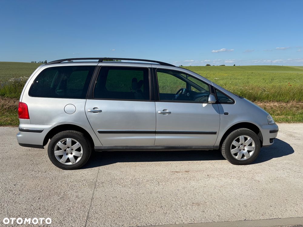 Volkswagen Sharan 2.0 TDI Trendline - 6