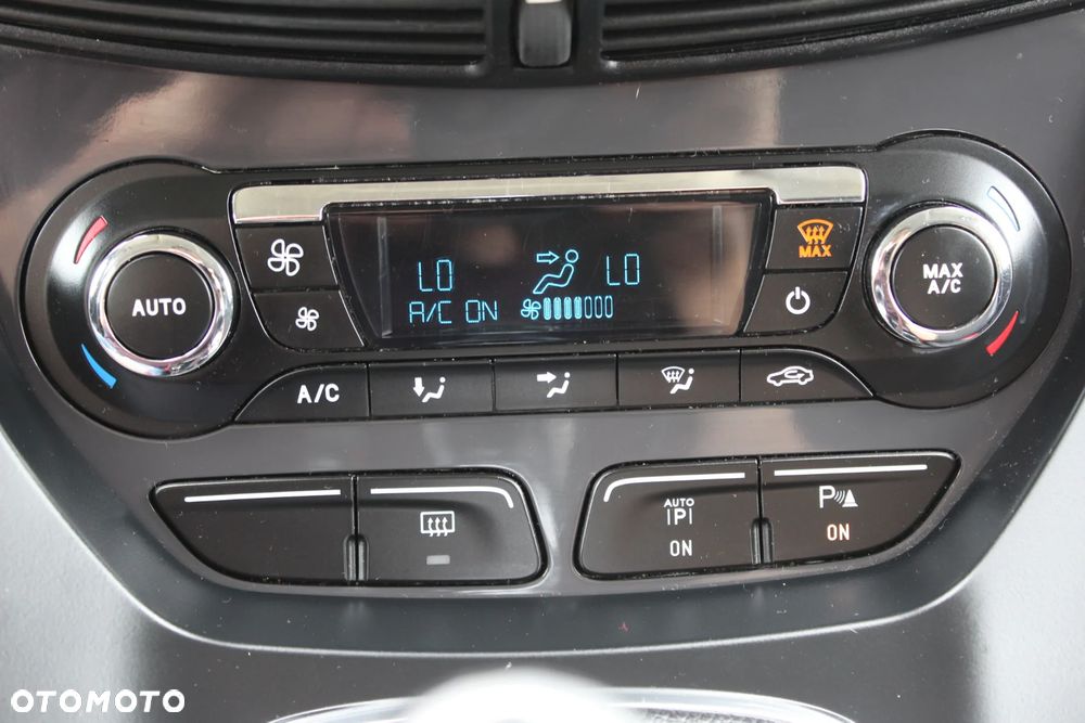 Ford Kuga 2.0 TDCi 2x4 Trend - 23