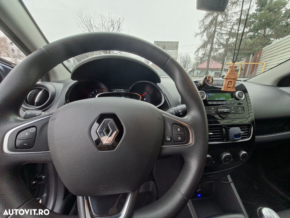 Renault Clio TCe Life Evo - 18