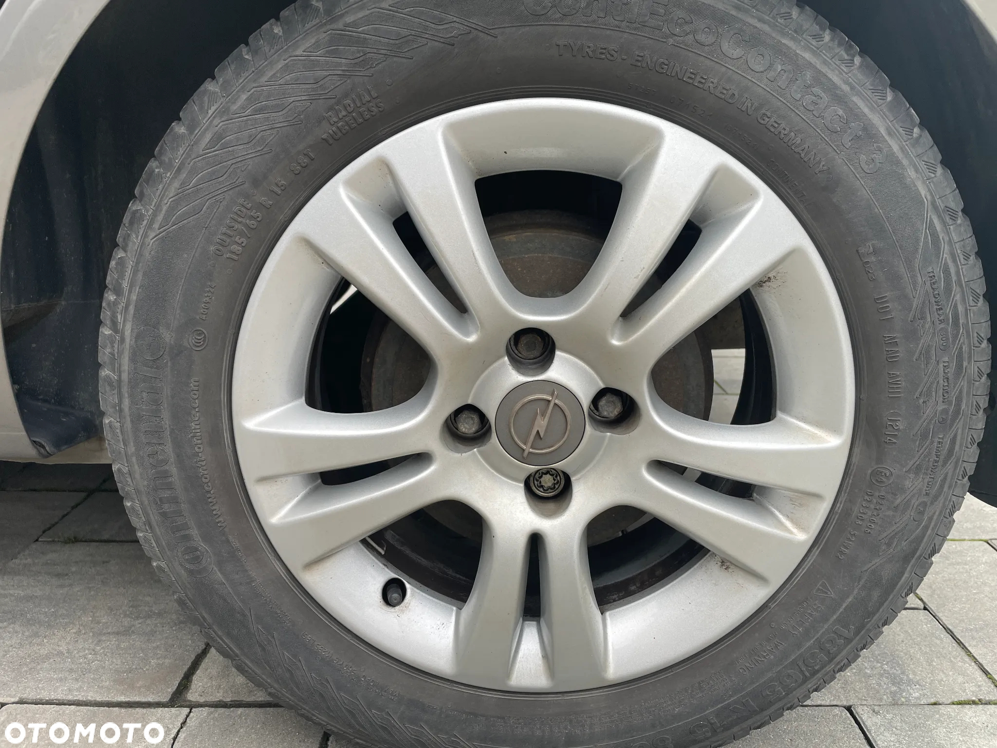 Opel Corsa 1.4 16V Cosmo - 8