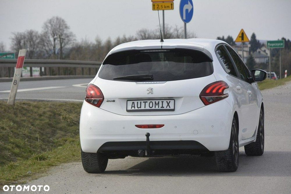 Peugeot 208 82 PureTech Style - 8