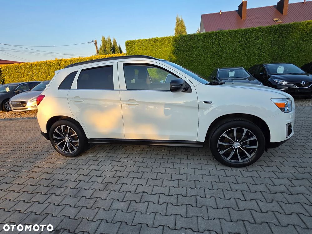 Mitsubishi ASX - 12