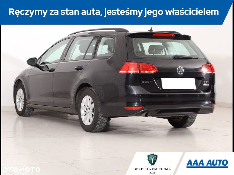 Volkswagen Golf - 5