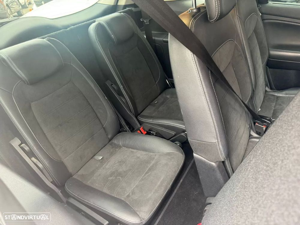 Ford S-Max 2.0 TDCi Titanium 7L - 15