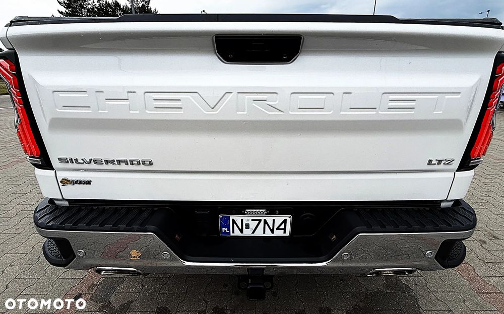 Chevrolet Silverado - 19