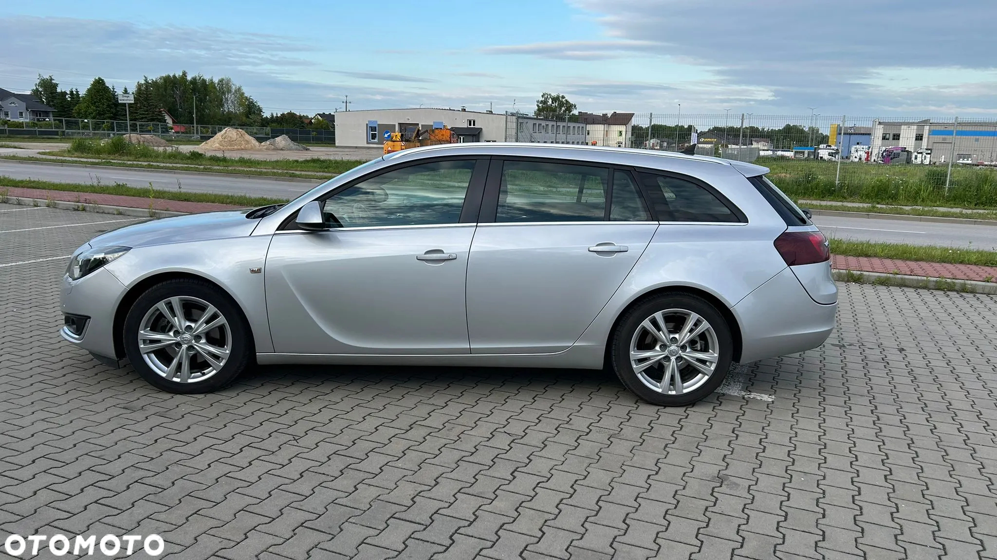 Opel Insignia 2.0 CDTI Sports Tourer ecoFLEXStart/Stop Business Innovation - 3