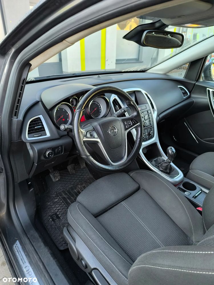 Opel Astra 2.0 CDTI DPF SportsTourer Edition - 11