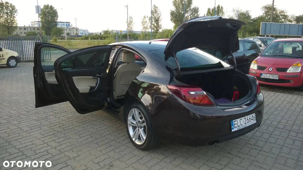 Opel Insignia 2.0 T Executive 4x4 - 17