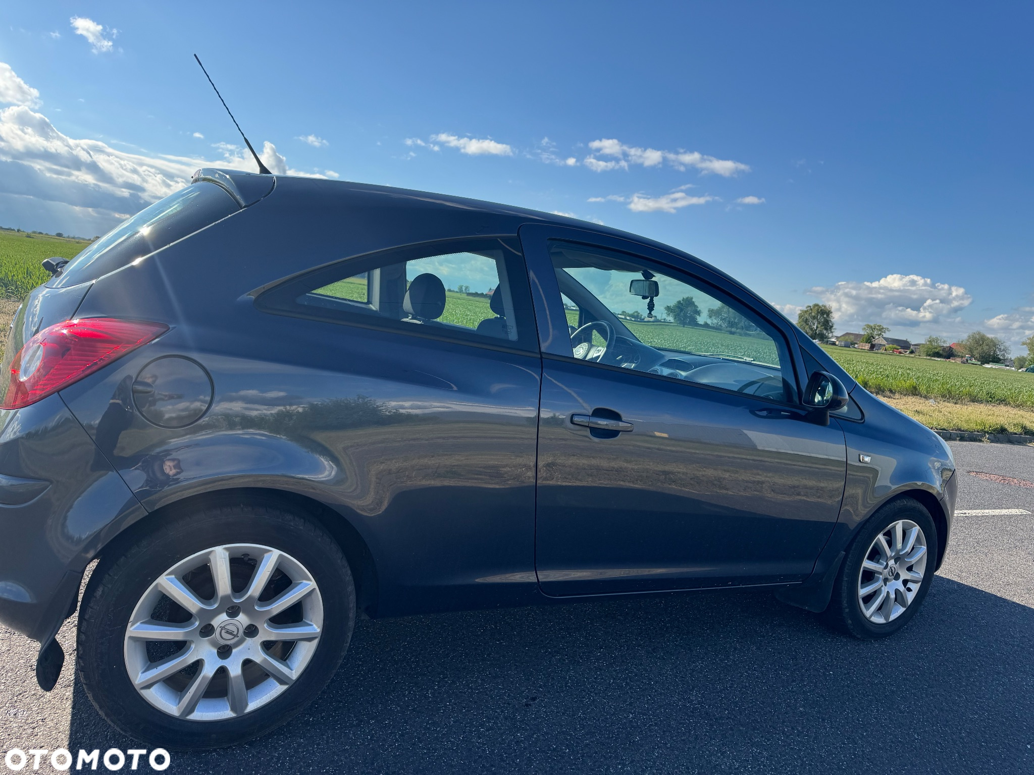 Opel Corsa 1.2 16V Cosmo - 9