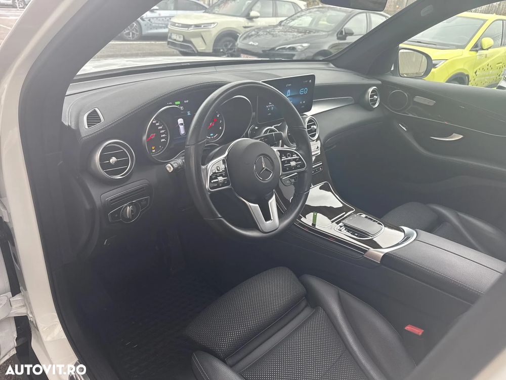 Mercedes-Benz GLC - 9
