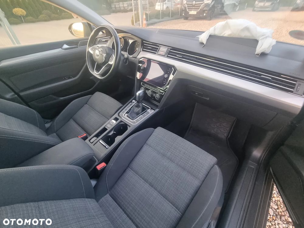 Volkswagen Passat Variant - 10