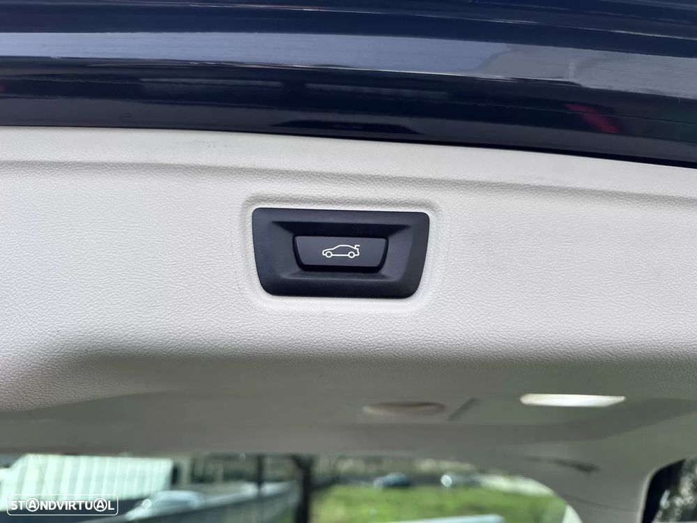 BMW 318 d Aut. Edition M Sport Shadow - 28