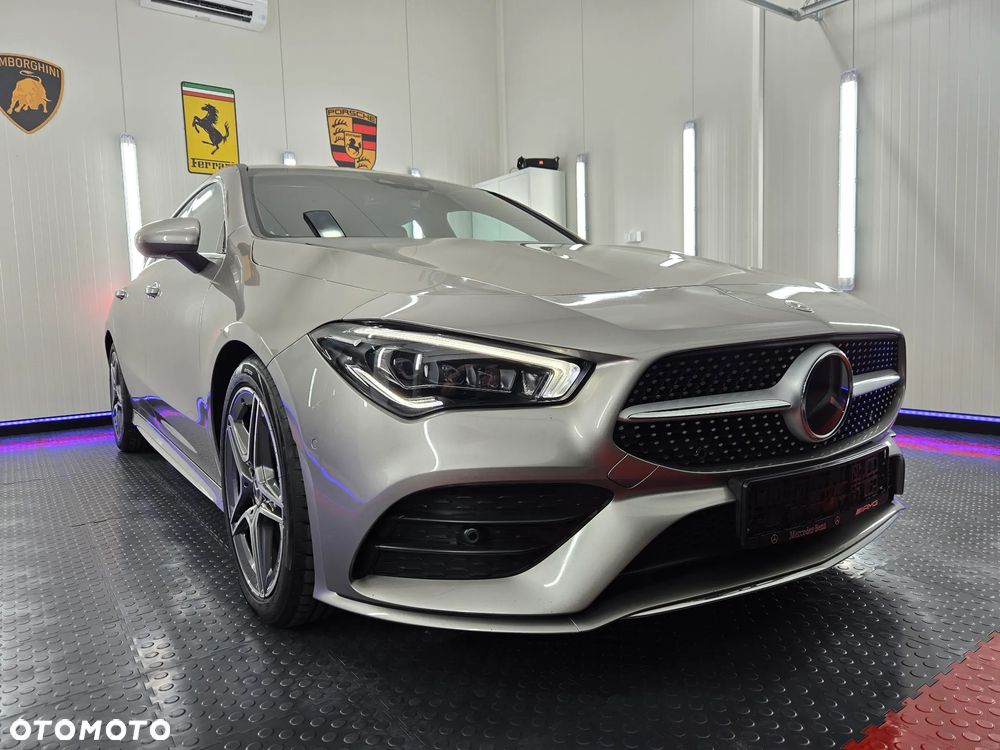 Mercedes-Benz CLA 200 7G-DCT AMG Line - 1