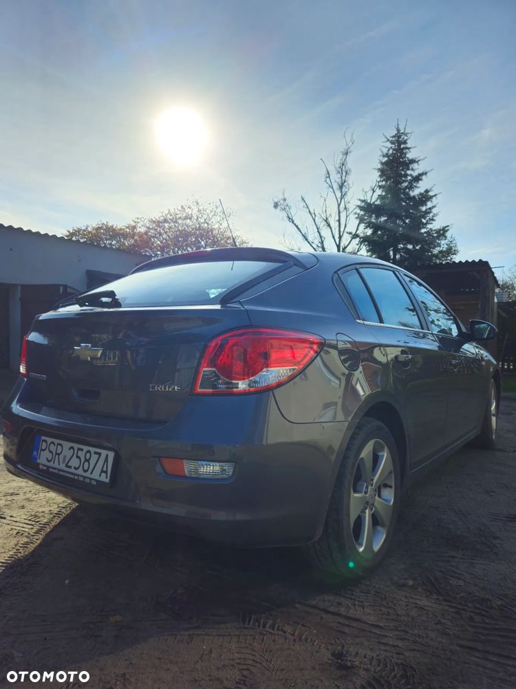 Chevrolet Cruze 1.8 LT - 7