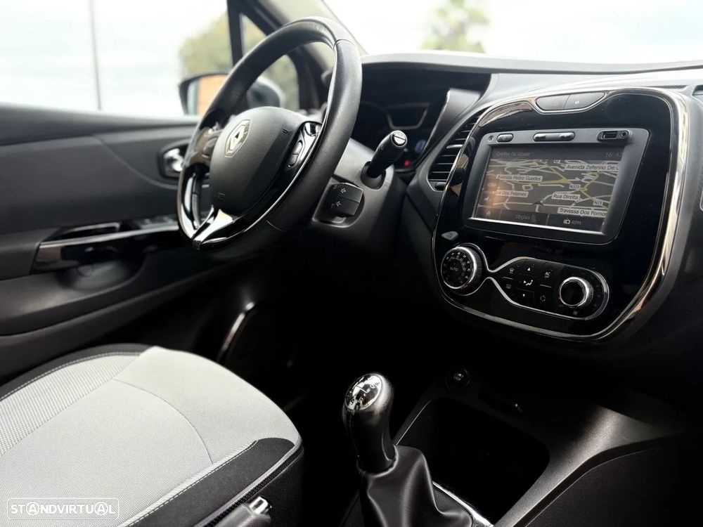 Renault Captur 0.9 TCE Exclusive - 9