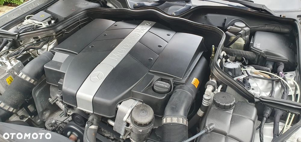 Mercedes-Benz Klasa E - 17