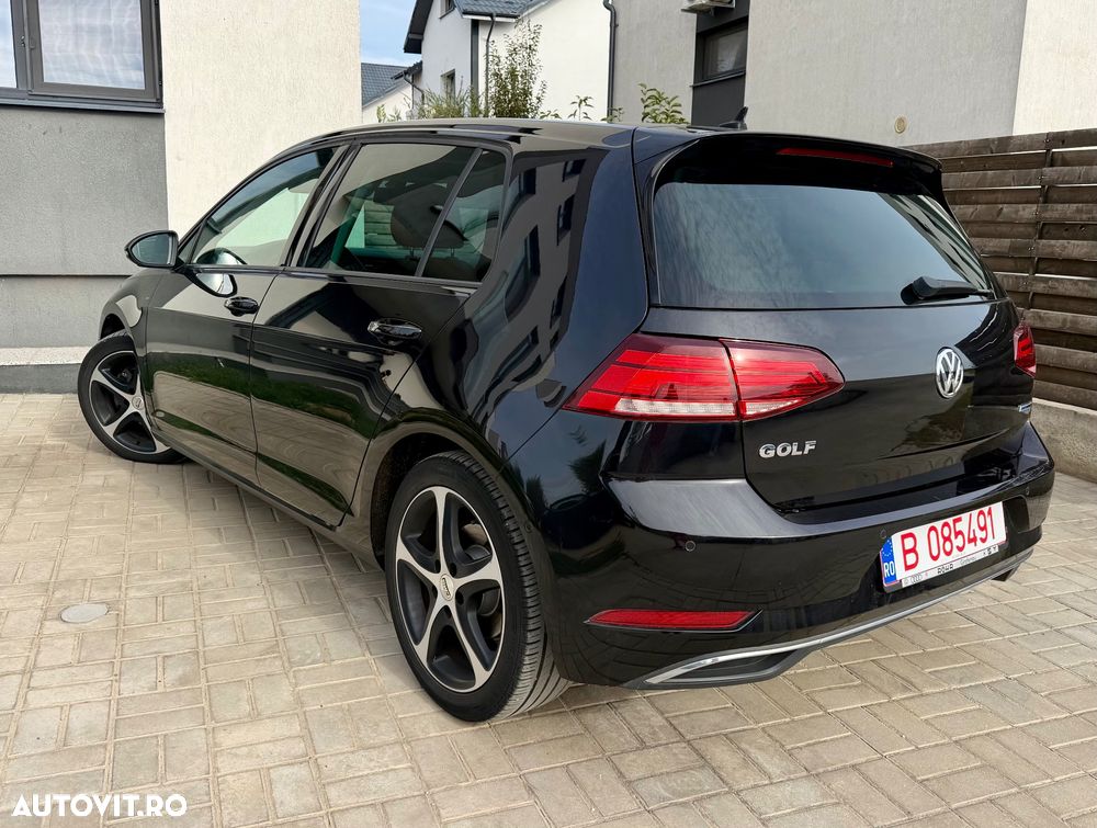 VOLKSWAGEN Golf 2019 — imagine 33