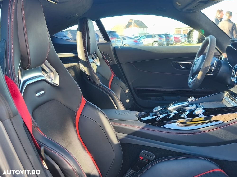 Mercedes-Benz AMG GT - 15