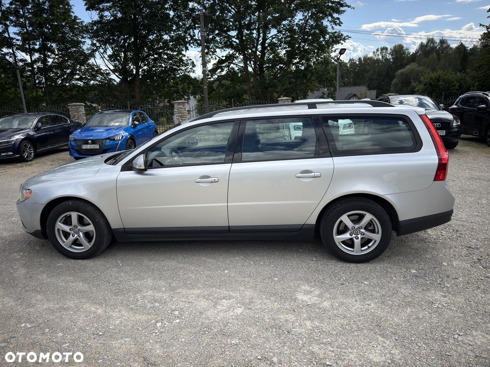 Volvo V70 D5 AWD Summum - 12