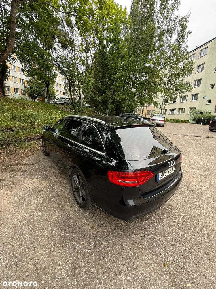 Audi A4 Avant 2.0 TDI - 9