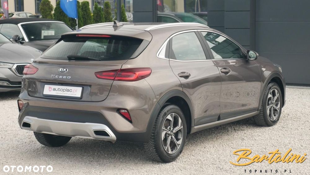 Kia XCeed - 9