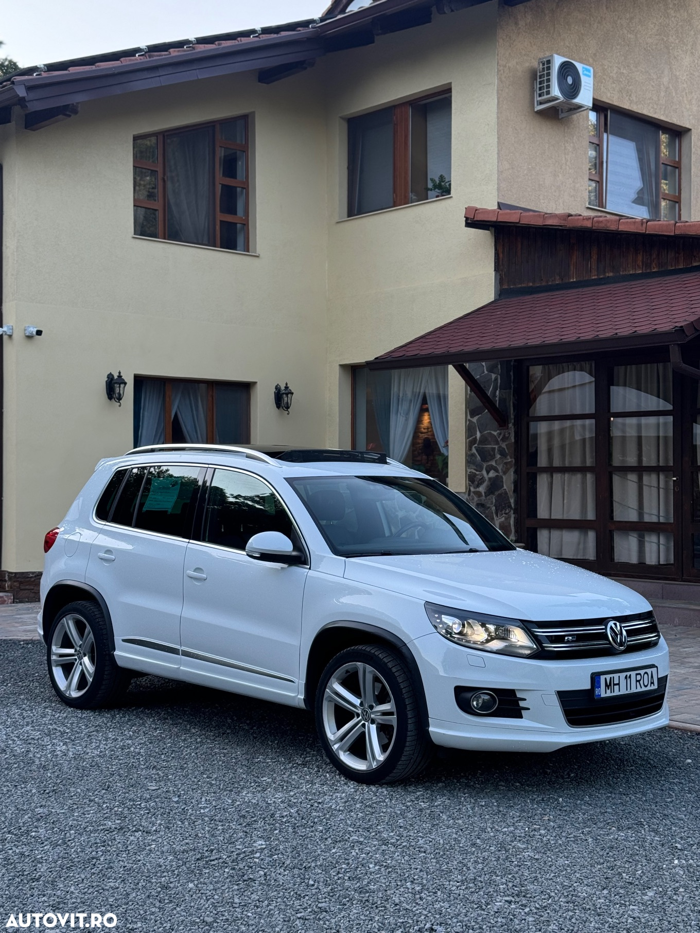 Volkswagen Tiguan 2.0 TDI 4Mot DSG Comfortline - 3