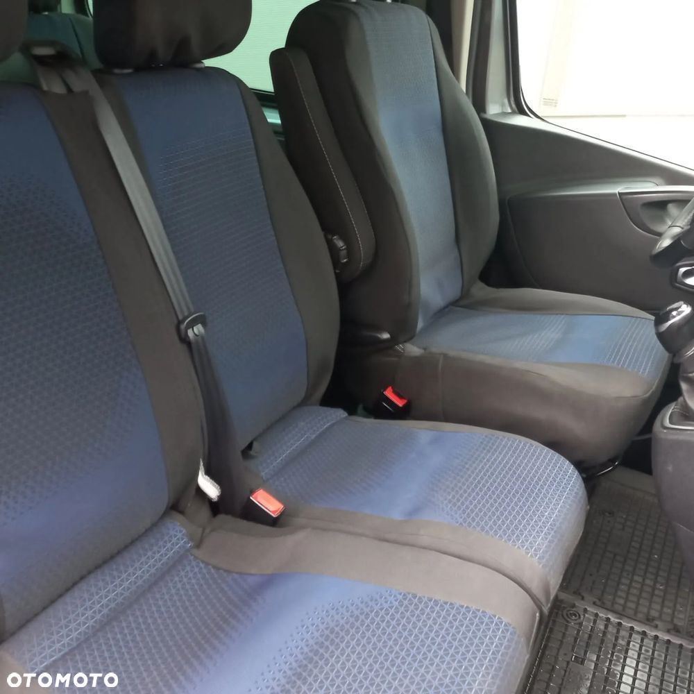 Renault Trafic Grand SpaceClass 2.0 dCi - 12