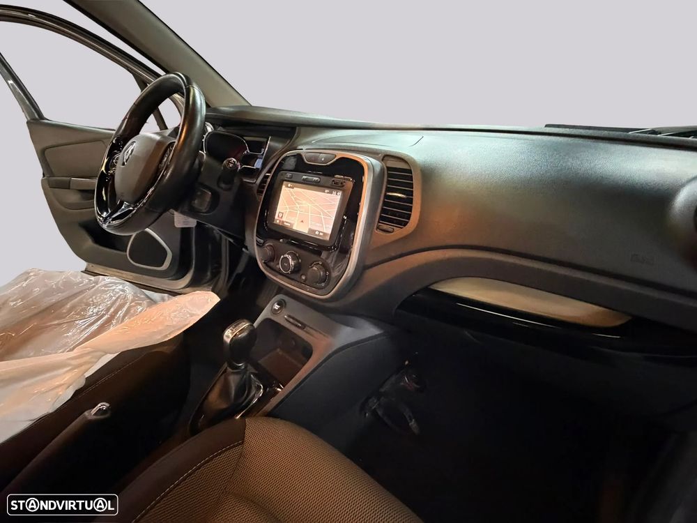 Renault Captur - 29