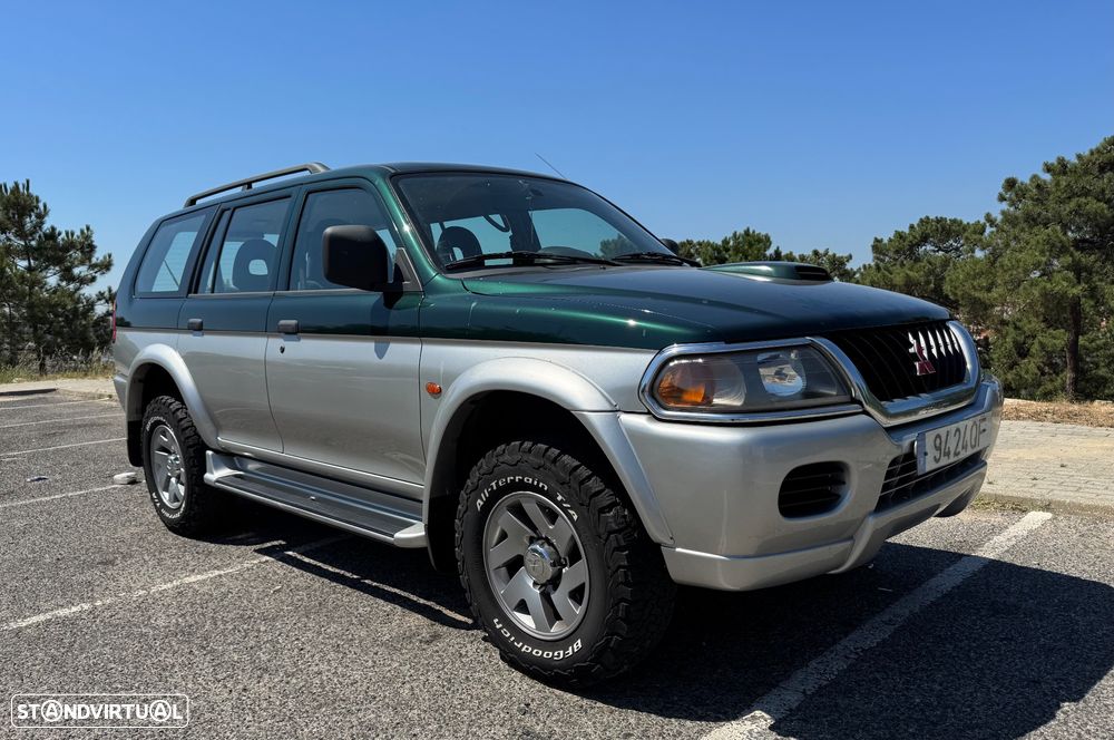 Mitsubishi Pajero Sport 2.5 TD GLS - 13