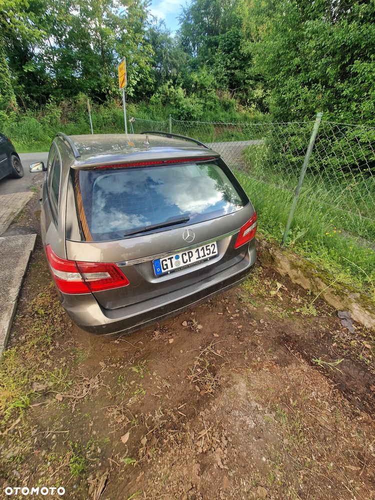 Mercedes-Benz Klasa E 200 CDI BlueEff - 5
