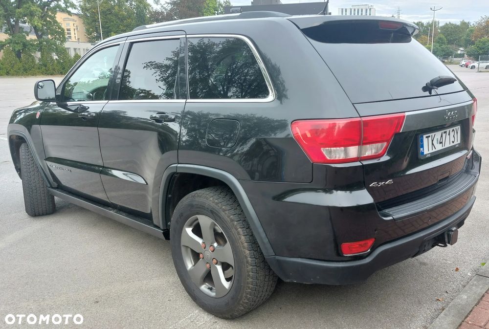 Jeep Grand Cherokee - 17