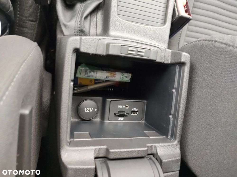 Ford Focus 1.5 EcoBoost Titanium ASS - 32