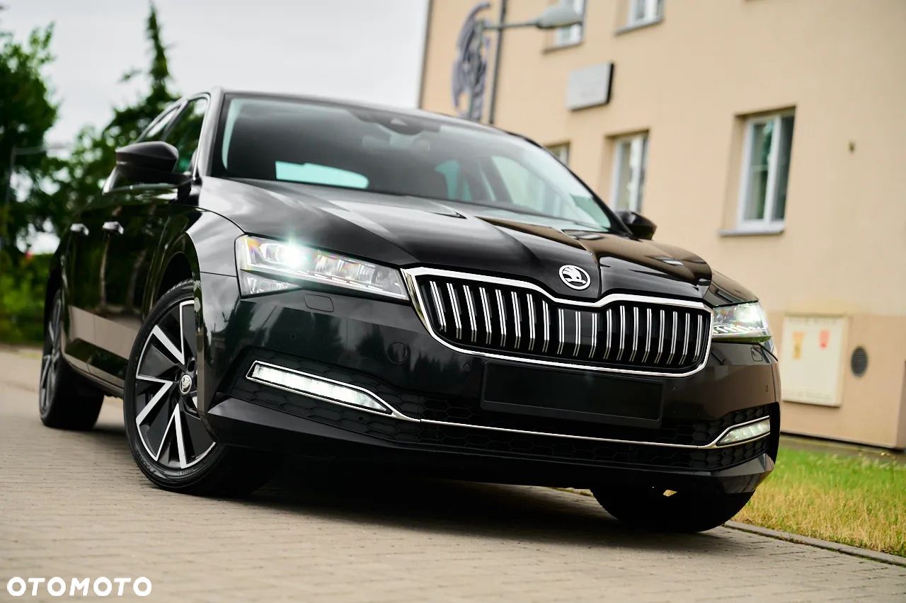 Skoda Superb 2.0 TDI SCR Style DSG - 1