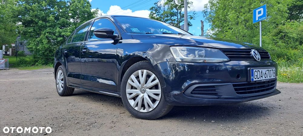 Volkswagen Jetta 1.6 TDI Comfortline - 15