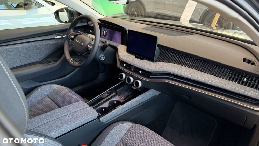 Skoda Superb 2.0 TDI SCR Drive DSG - 37