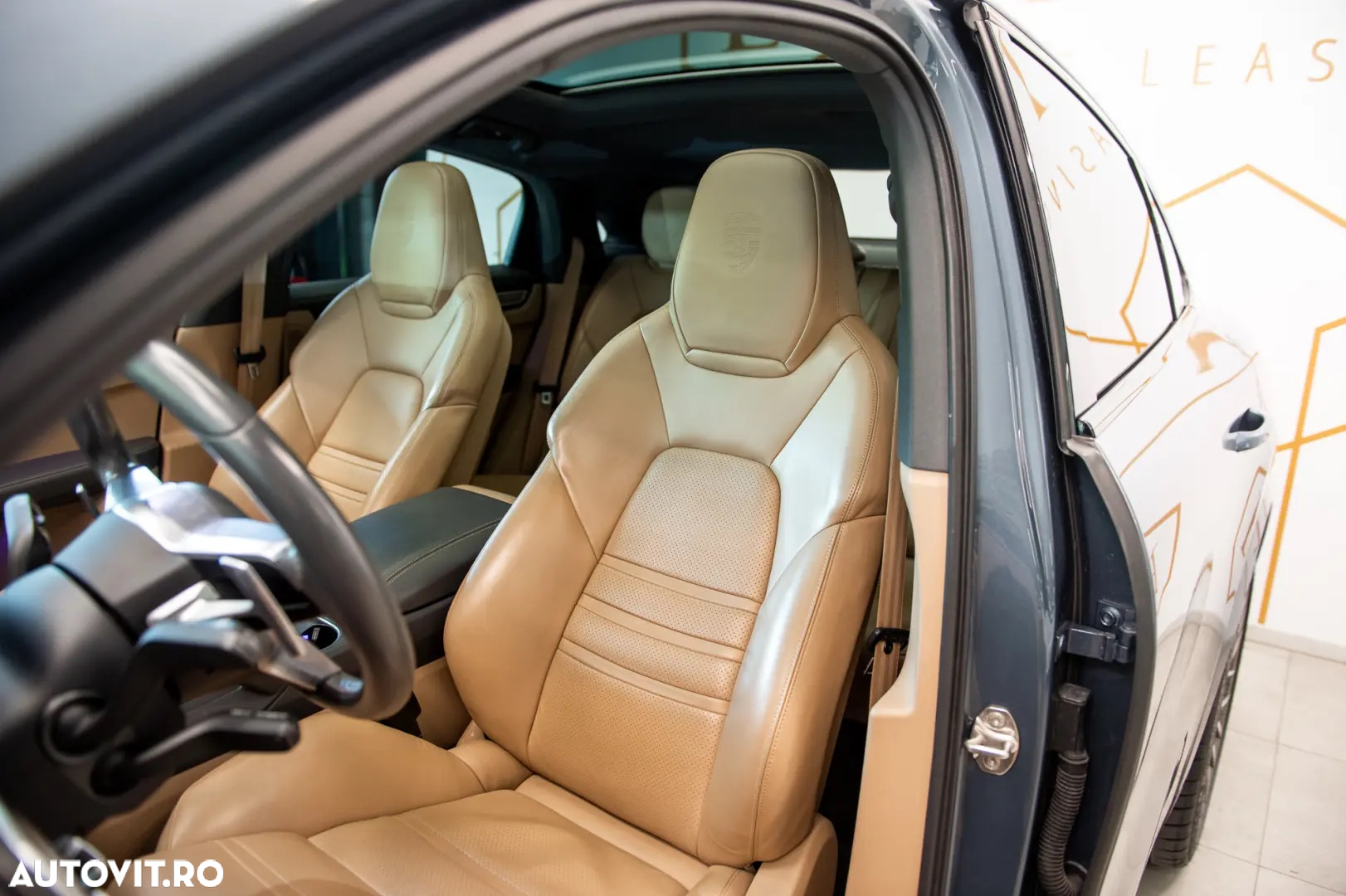 Porsche Cayenne Coupe Standard - 13