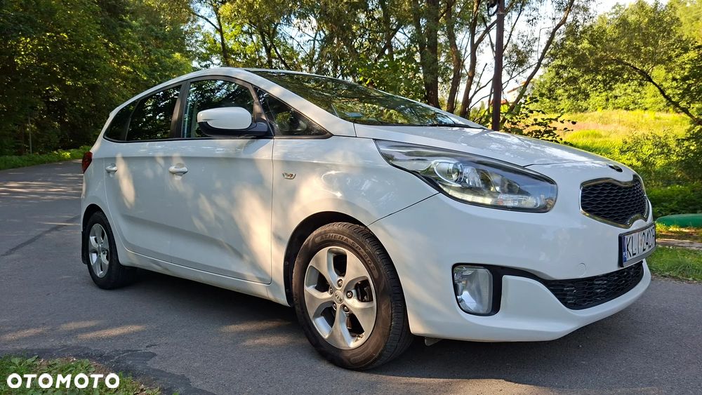 Kia Carens 1.7 CRDi XL 7os - 35