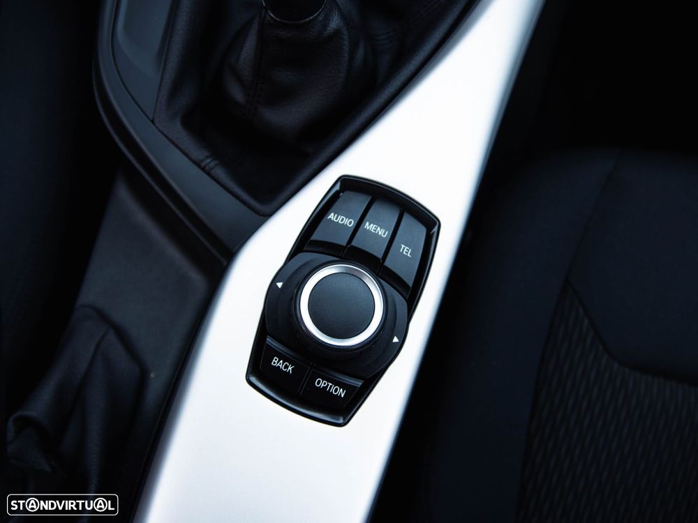 BMW 116 d EfficientDynamics - 21