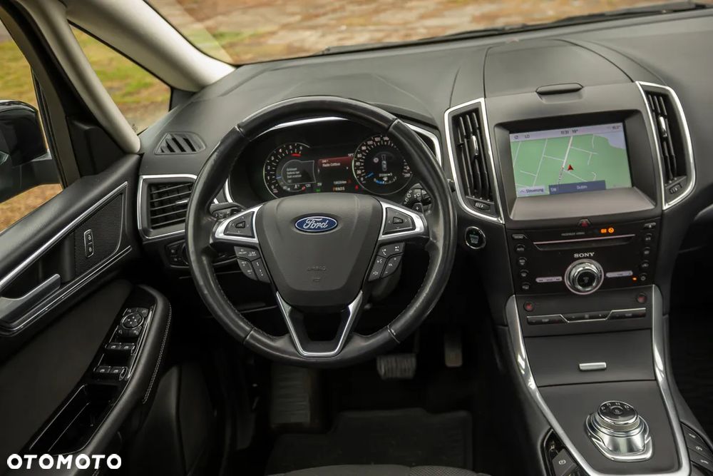 Ford S-Max 2.0 EcoBlue Titanium - 39