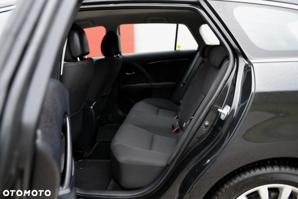 Toyota Avensis 2.0 D-4D Team - 7