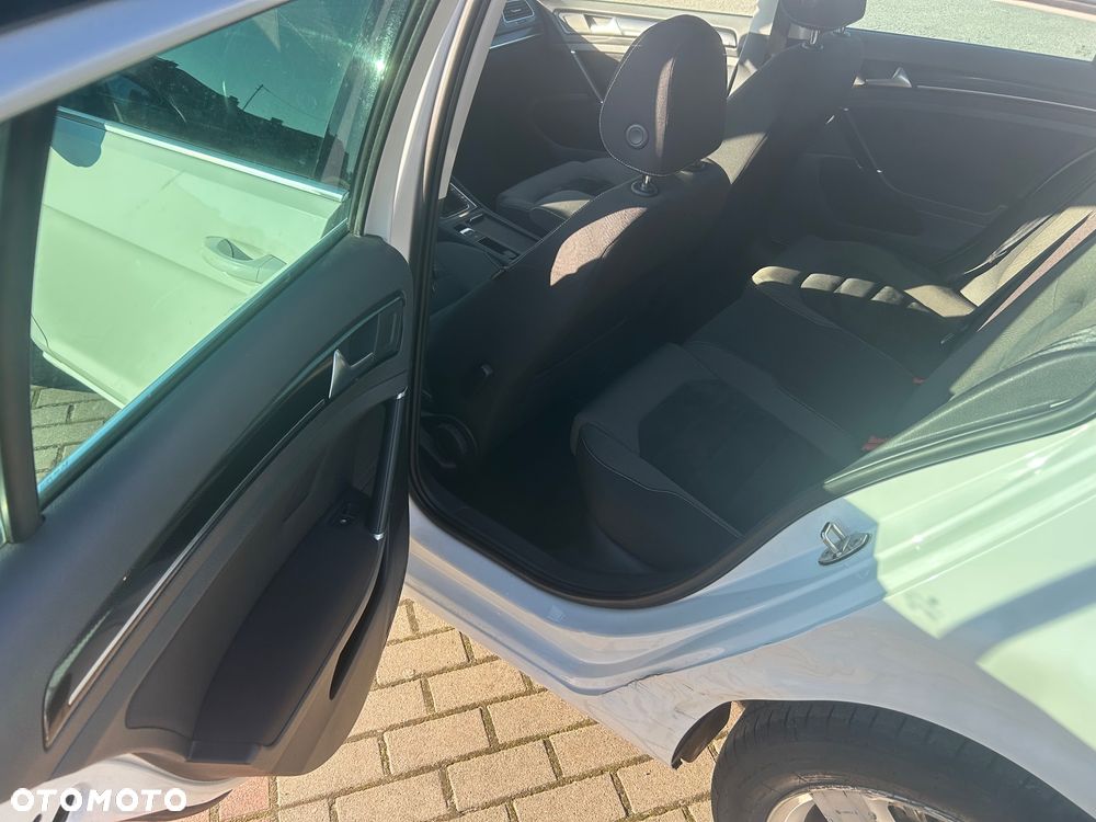 Volkswagen Golf VII 1.6 TDI BMT Highline - 12