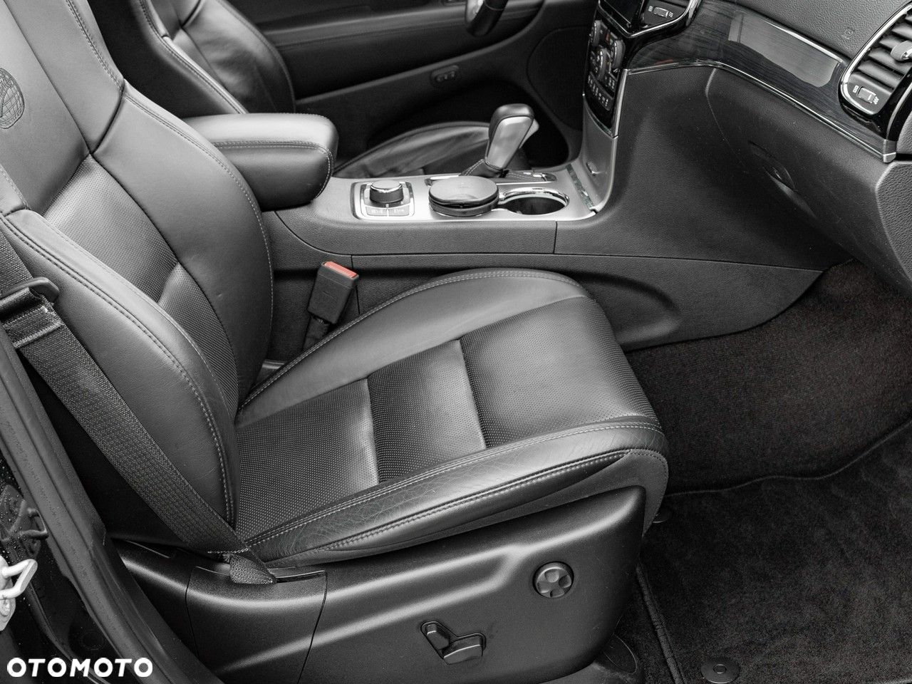 Jeep Grand Cherokee 3.0 CRD Overland - 33