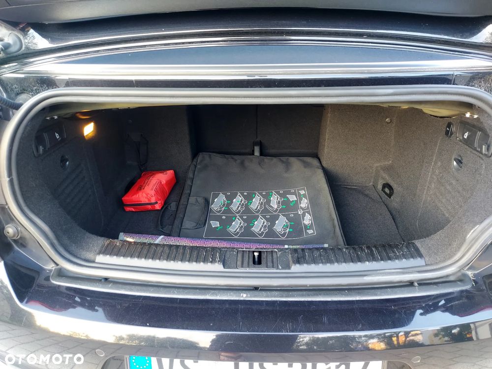 Volkswagen Golf 2.0 TDI Goal - 11