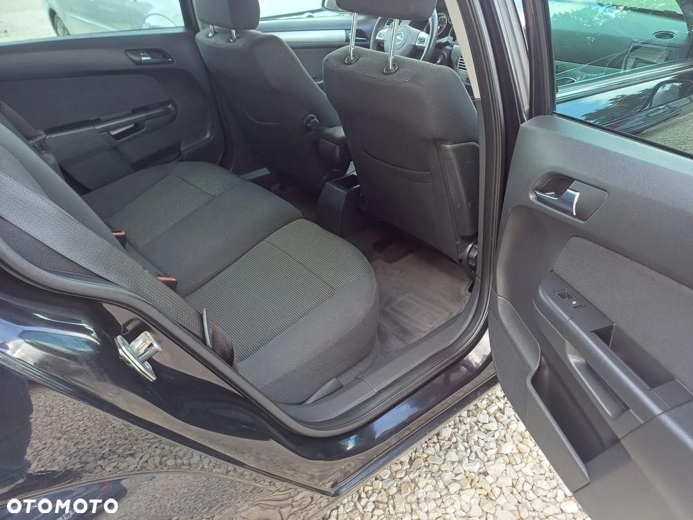 Opel Astra 1.6 Cosmo - 19